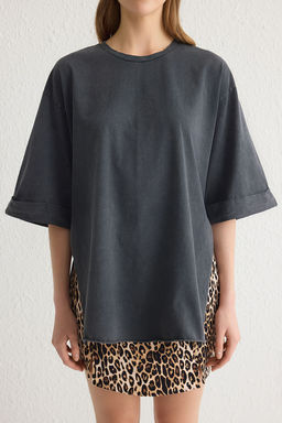 Antrasit Y?kamal? %100 Pamuk Duble Kol Asimetrik Boyfriend Orme T-Shirt TWOSS20TS0828