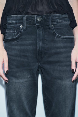 ZW COLLECTION RELAXED SLIM FIT MID-RISE JEANS - Zara фото 2