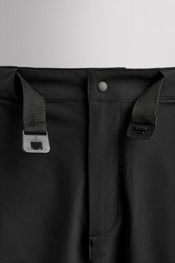 BERMUDA T?CNICA CARGO / Negro - Zara фото 10