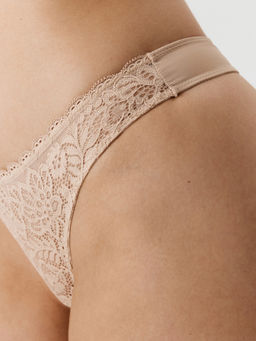 Infinity / Трусы стринг жен Vikka бежевый - Infinity Lingerie фото 2