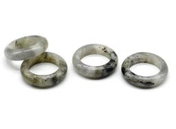 Кольцо из лабрадора Радуга камня