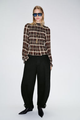 CHECK SMOCKED SHIRT