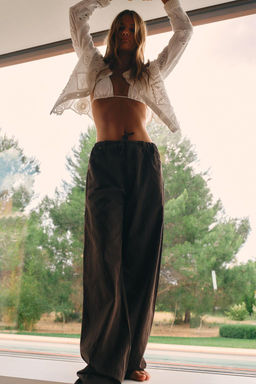 FLOWING DENIM-EFFECT TROUSERS - Zara фото 2