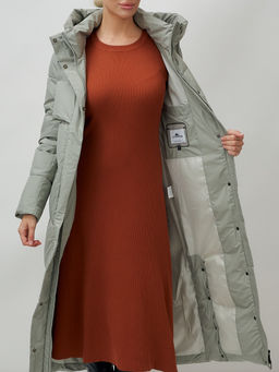 Пальто утепленное стеганное зимнее с капюшоном женское зеленого цвета 9611Z - Mtforce фото 15