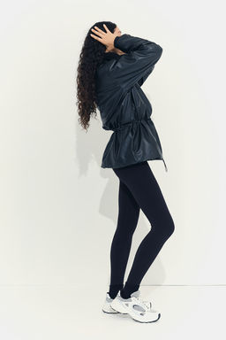 Seamless Shaping Sports leggings in DryMove