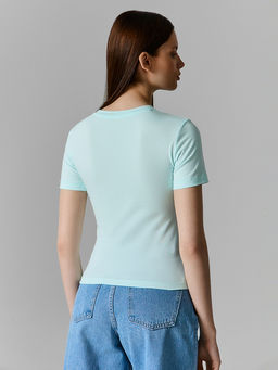 Футболка женская голубая базовая - Mark formelle фото 3