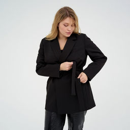 Пиджак женский с поясом MIST plus-size, размер 54, цвет чёрный