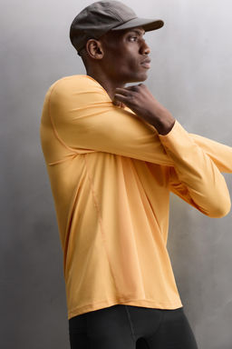 BASIC LONG SLEEVE TECHNICAL T-SHIRT - Zara фото 5