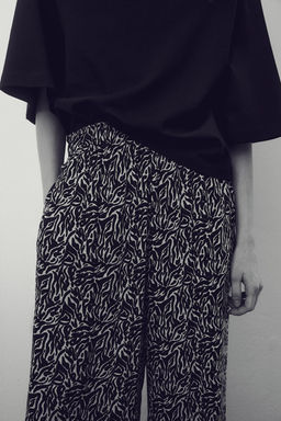 Pantalon tobillero sin cierre - H&m фото 8