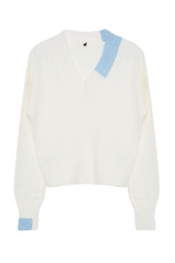 Ekru Yumusak Dokulu Atk?l? Triko Kazak TWOAW25KZ00205