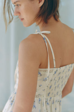 Vestido de algod?n con tirantes de lazo - H&m фото 5