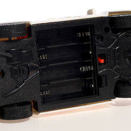 Машина радиоуправляемая Скорая помощь, работает от батареек, световые и звуковые эффекты - Simaland фото 5