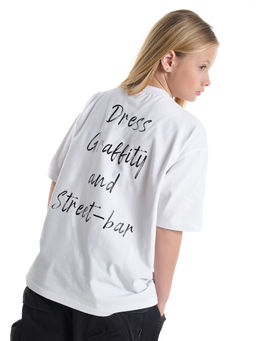 Футболка с принтом на спине 22-9000 белый - Mini maxi фото 11