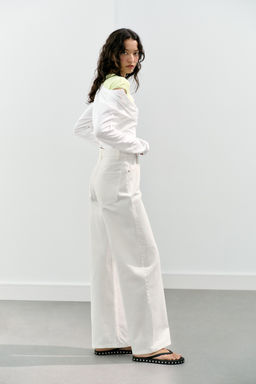 JEANS TRF EXTRA WIDE LEG TIRO ALTO / Blanco roto