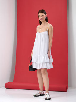 Платье на лямках с воланами из однотонного штапеля