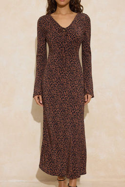 Cok Renkli Animal Baglama Detayl? Midi Dokuma Elbise TWOSS26EL00067