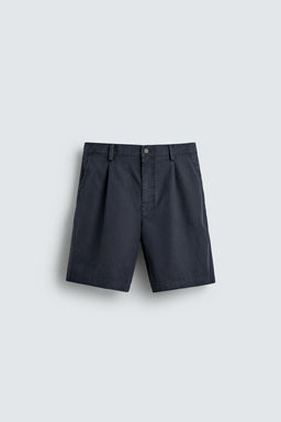 BERMUDA REGULAR FIT PLIEGUES / Marino