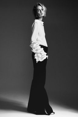 Pantalon acampanado de sarga con abertura - H&m фото 3