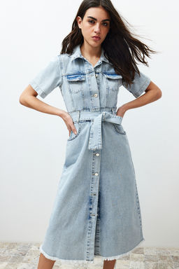 TRENDYOLMILLA Ekru Etek Ucu Puskullu Kemerli Maxi Denim Elbise TWOSS24EL00377