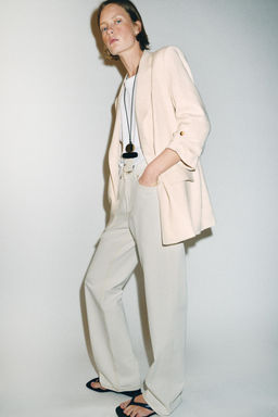 BLAZER ABIERTA MANGA REMANGADA / Beige claro - Zara фото 4