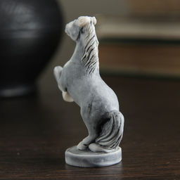 Фигурка «Конь на дыбах маленький», 6 см