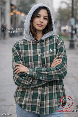 Рубашка женская в клетку