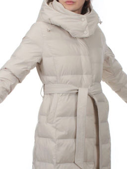 3069 LT.BEIGE Пуховик облегченный зимний женский (80% пух, 20% перо)