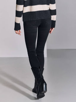 CONTE CON-671 Черные джинсы skinny с эффектом потертости и необработанным краем black - Conte elegant фото 4