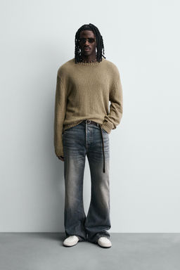TEXTURED SWEATER