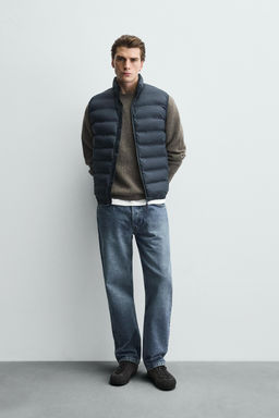 WATER-REPELLENT LIGHTWEIGHT PUFFER GILET - Zara фото 8