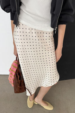 ASYMMETRIC POLKA DOT SATIN SKIRT - Zara фото 7