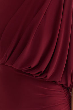 TRENDYOLMILLA Bordo Vucuda Oturan Orme S?k K?sa Elbise TPRSS25EL00029