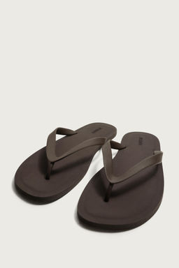 SANDALIA TIRAS / Marr?n