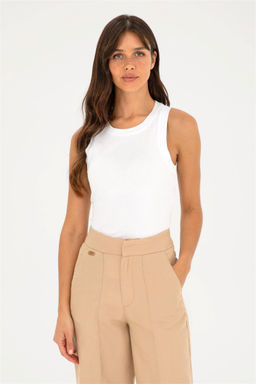 Женская белая базовая футболка без рукавов с круглым вырезом Неожиданная скидка в корзине