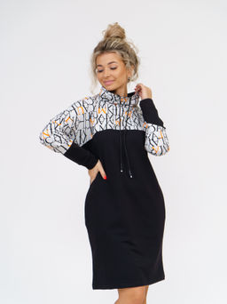 920 Платье "Черный/буквы/оранжевый"