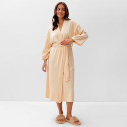 Халат домашний женский KAFTAN Plushy, размер 52-54, молочный