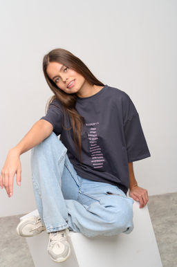 Футболка женская оверсайз серый "Зачеркнутые города"