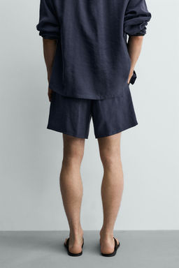 BERMUDA FLUIDA SOFT PLIEGUES / Marino