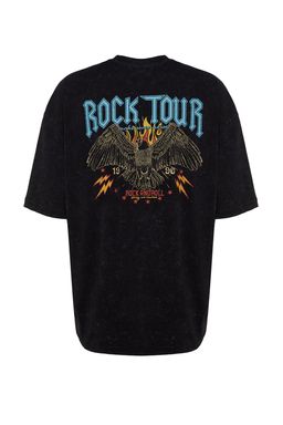 TRENDYOL MAN Siyah Oversize/Genis Kesim Eskitme/Soluk Efektli Rock Bask? %100 Pamuklu T-Shirt TMNSS23TS00231 - Trendyolmilla фото 6