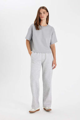 Женская серая базовая однотонная футболка с круглым вырезом и короткими рукавами Relax Fit - Defacto фото 2