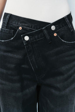 HIGH-WAIST TRF WIDE-LEG JEANS WITH CROSSOVER WAISTBAND - Zara фото 6