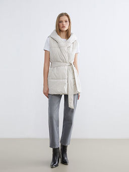 Kap??onlu Beli Ku?akl? Kad?n ?i?me Yelek