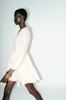 EMBROIDERED TEXTURED DRESS - Zara фото 3