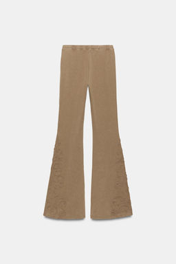PANTAL?N FLARE EFECTO LAVADO TACHAS / Tostado - Zara фото 6