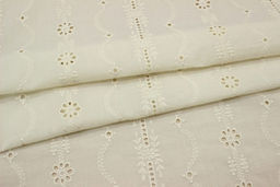 Шитье Цветочное ожерелье (фестоны с 2х сторон) цв.кремовый, ш.1.35м, батист, хл-100%, 80гр/м.кв - Купава фото 5