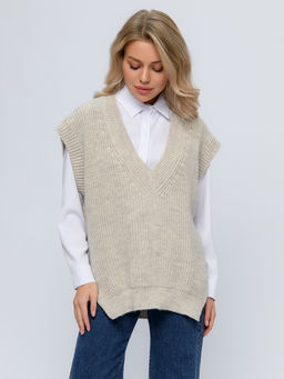 Жилет молочного цвета с V-образным вырезом