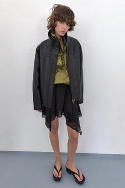 CAZADORA OVERSIZE PIEL 100% / Negro