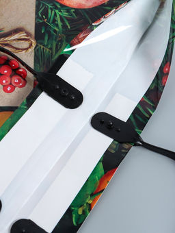 Цена за 10 шт. Пакет подарочный новогодний «Вкусный праздник», полиэтиленовый с пластиковой ручкой, 40×44 см