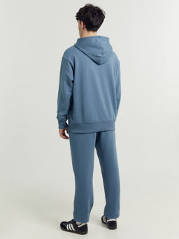 Комплект мужской (анорак, брюки) в синем цвете турмалин 191019 - Mark formelle фото 4