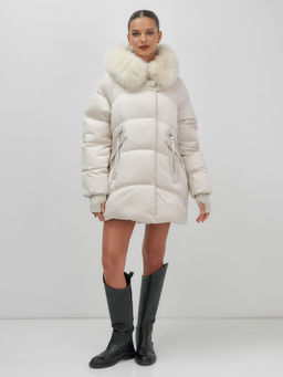 Куртка зимняя женская с мехом и капюшоном тренд бежевого цвета 7737B - Visdeer фото 13